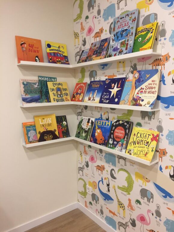 Biblioteca en inglés para los niños de La Casita de Inglés Biblioteca en inglés para los niños de La Casita de Inglés